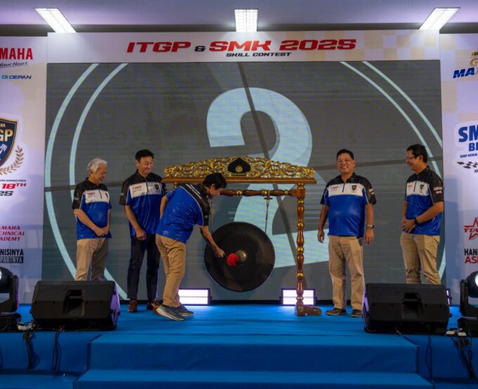 Guru SMKs HKBP Pematangsiantar Juara 3 "Inspiring Teacher " SMK Skill Contest Yamaha 2025 Tingkat Nasional